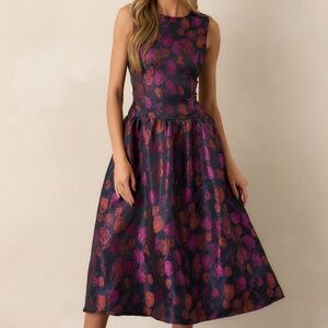 Red Dress Windswept Garden Purple Floral Drop Waist Midi Dress Size SS / Multi